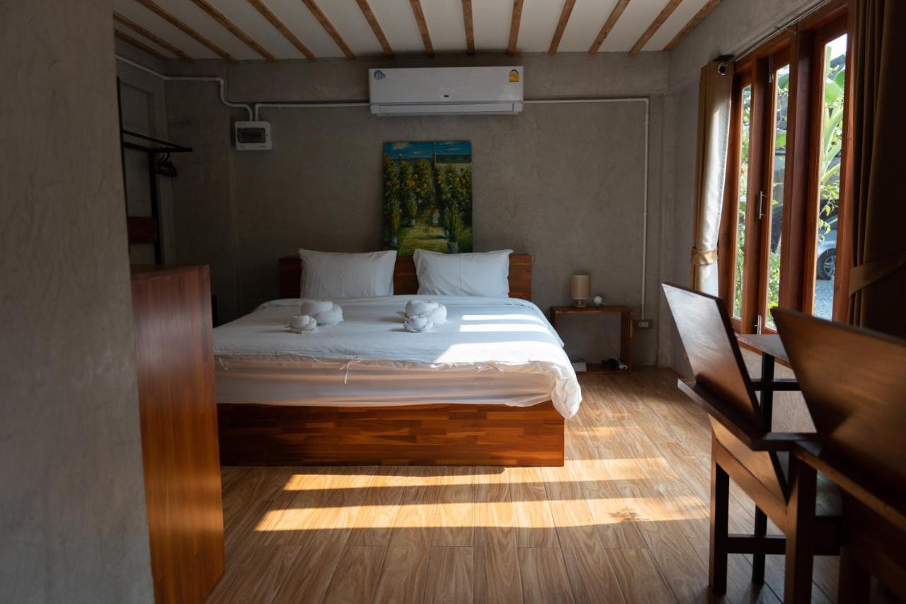 Banmai87 Guest House บ้านไม้87 เกสต์เฮ้าส์ Phra Nakhon Si Ayutthaya Exterior foto
